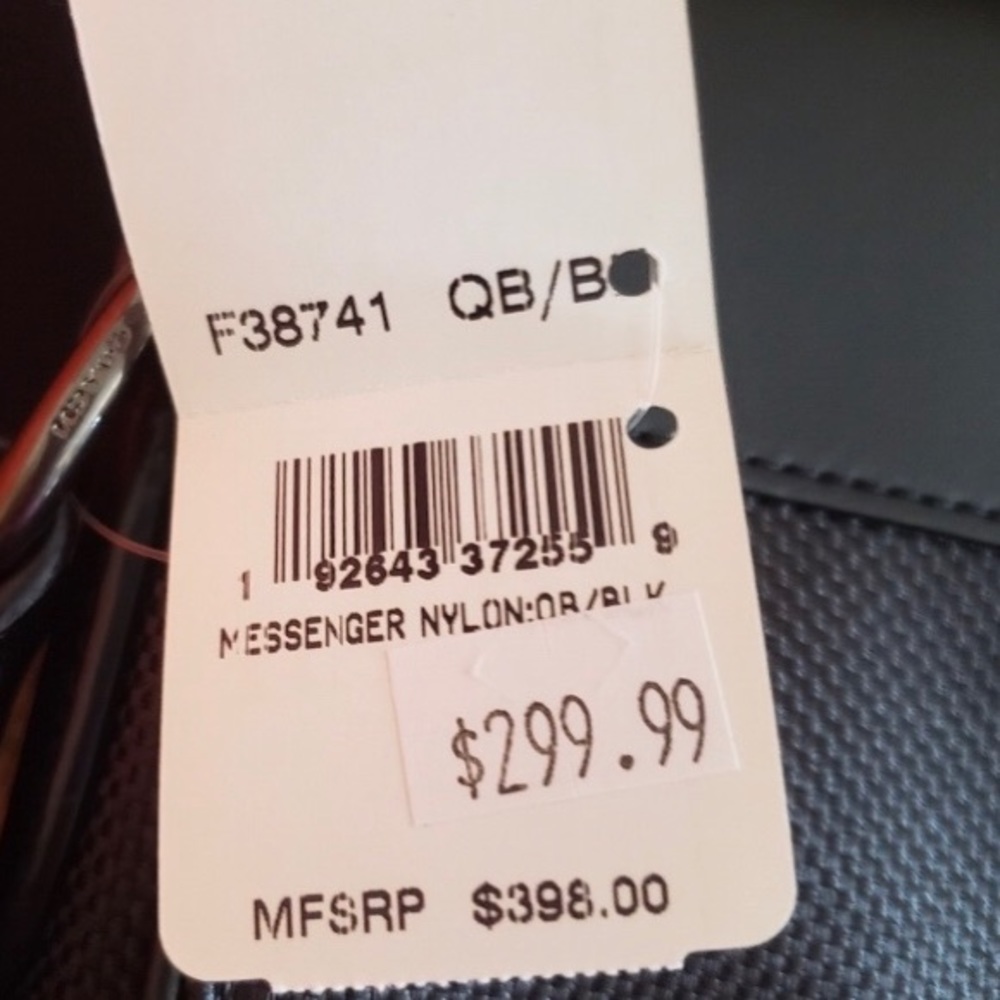 💼AUTHENTIC COACH BRAND NEW BLACK MESSENGER BAG 💼 - Picture 8 of 8